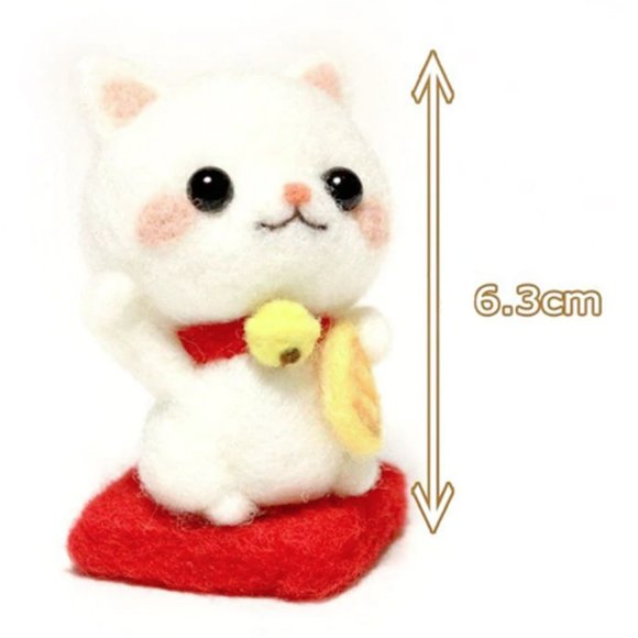 Wool Needle Felting - Maneki-neko Keychain - Picture 4 of 5